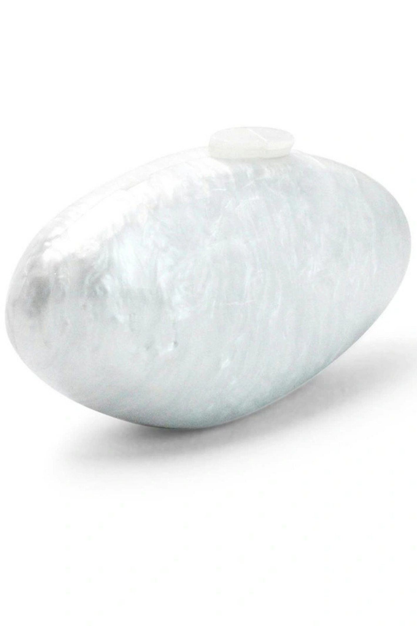 Luna Shell Clutch – Pearl White